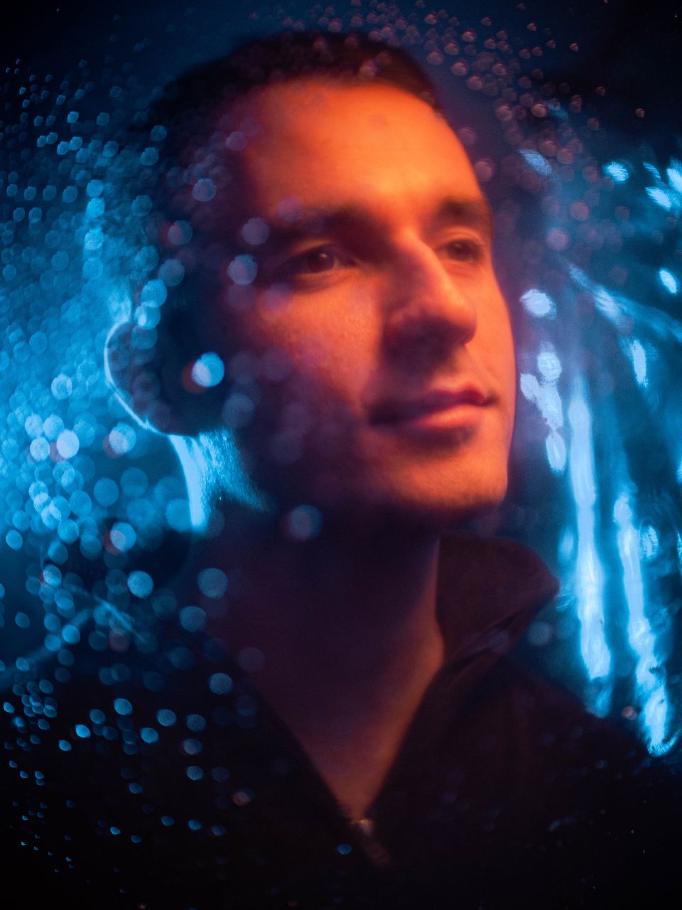 Portrait créatif d’Alexis Morel, réalisateur et fondateur de Propulse-toi